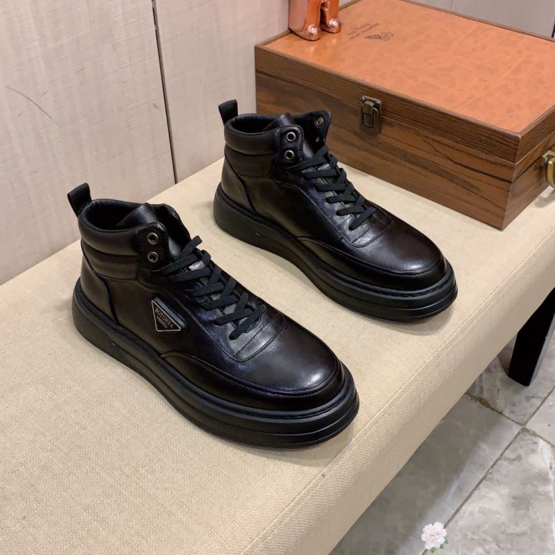 Pra*a casual shoes